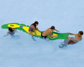 Serpano en mousse pour la piscine